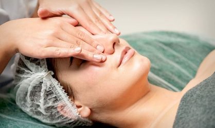 Массаж вокруг глаз от мешков под глазами